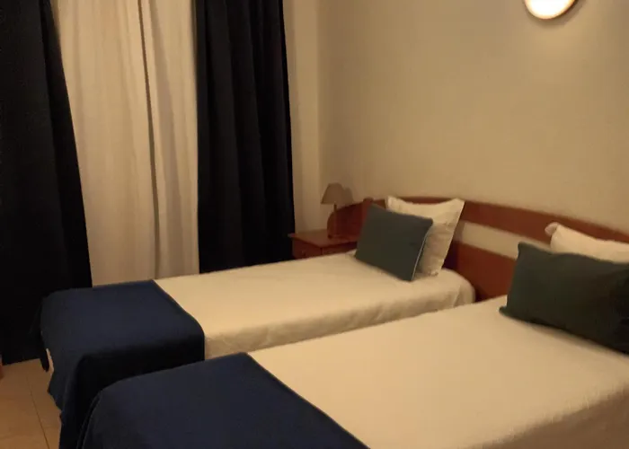 Hospedaria Descansa Pernas