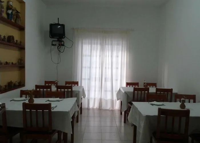 Hospedaria Descansa Pernas